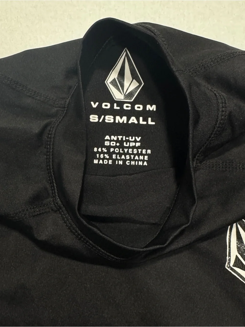 Volcom Boy's Lido Long Sleeve Rash Guard - Black - Size Small